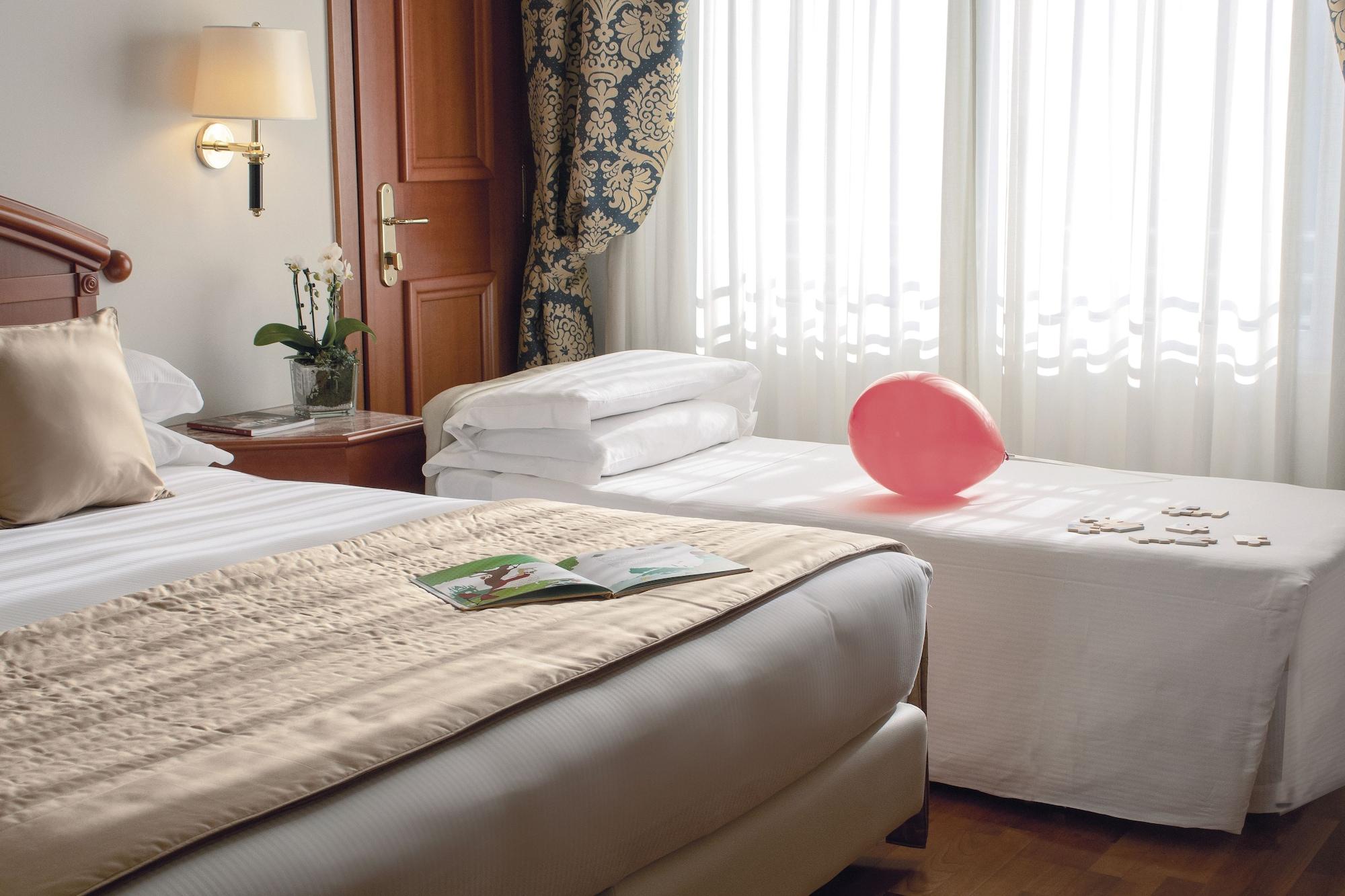 Starhotels Vespucci Campi Bisenzio Buitenkant foto